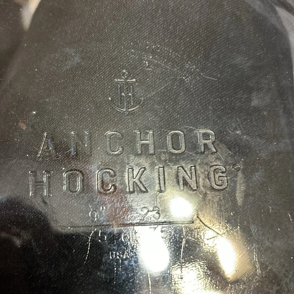 Anchor Hocking nice pie